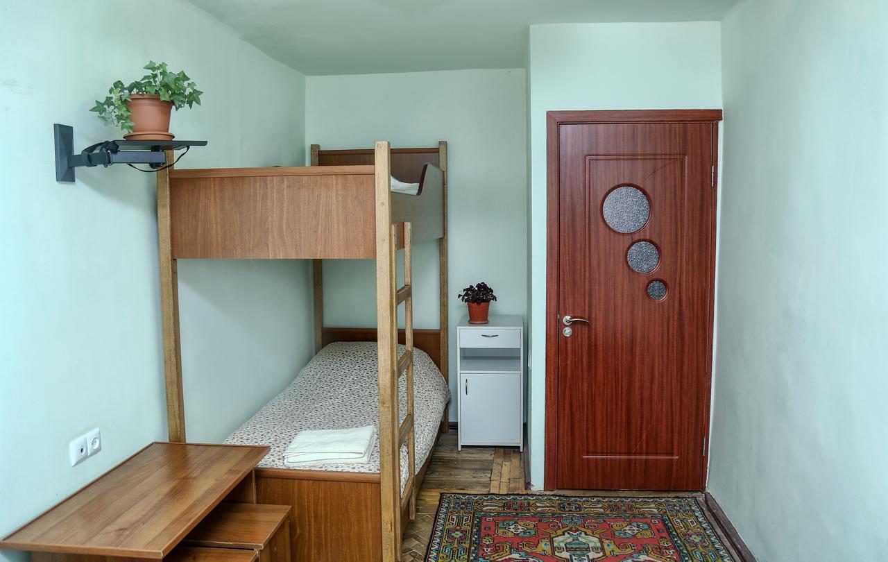 Aregak B&B And Tours Горис Екстериор снимка
