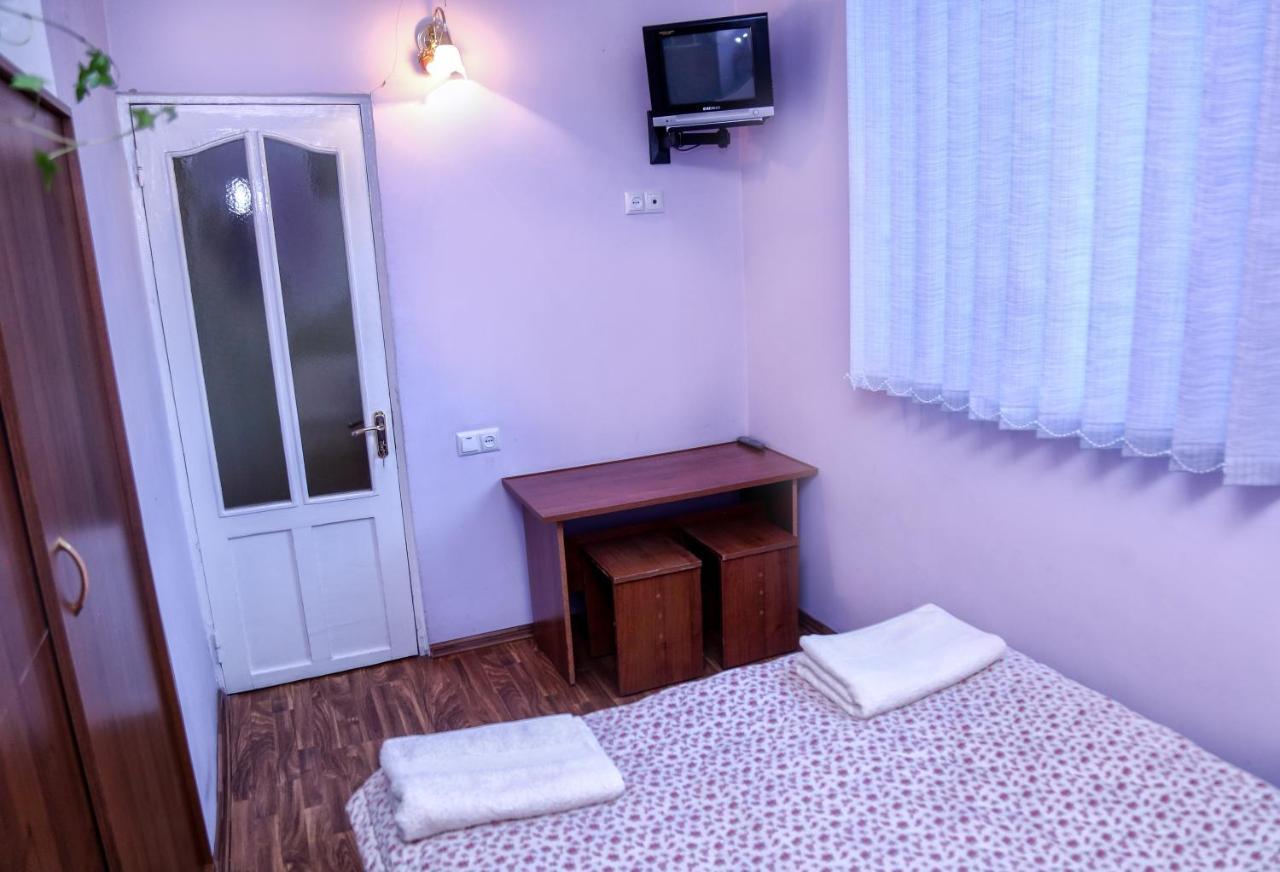 Aregak B&B And Tours Горис Екстериор снимка