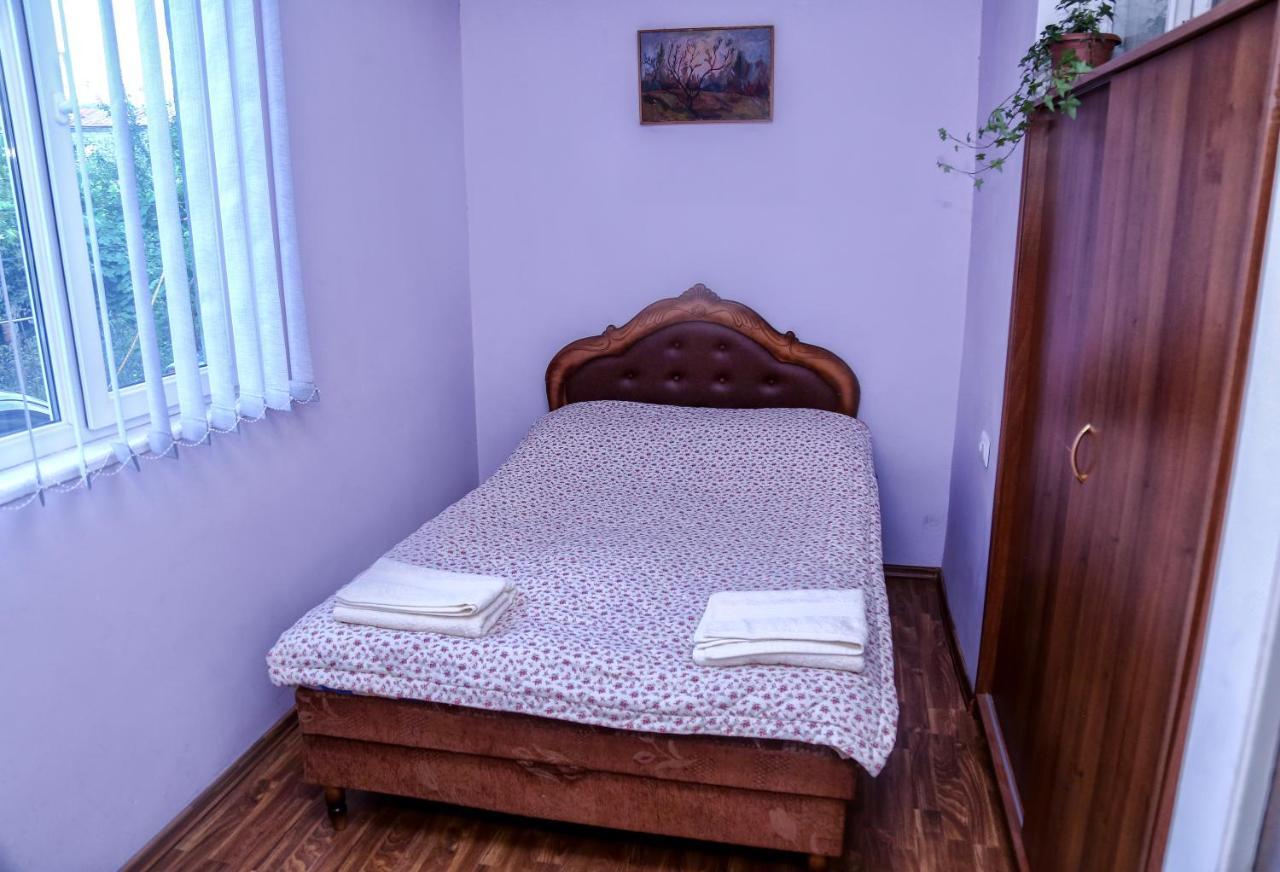 Aregak B&B And Tours Горис Екстериор снимка